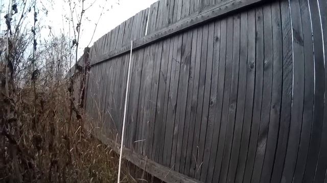 ЗАБОР ИЗ ПРОФНАСТИЛА - продолжаем крепить профнастил смотреть онлайн