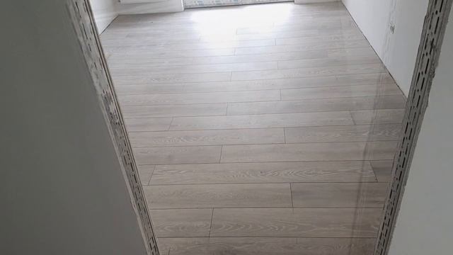 Montaj Parchet Laminat 14MM Egger Model смотреть онлайн