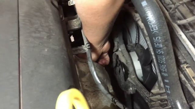 CAMBIO DE ACEITE Y FILTROS CHEVROLET TRACKER 1.8 | Matías Santolin смотреть онлайн