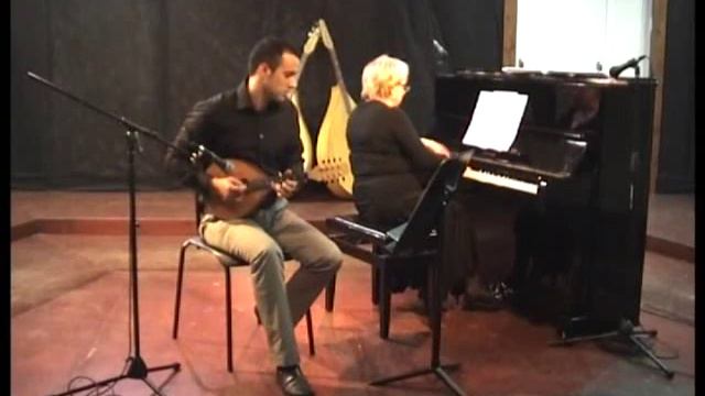 Beethoven Sonatina in C minor for Mandolin and Piano (Raziel Mahatzri and Tatiana Reider) смотреть онлайн