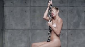 Miley Cyrus - Wrecking Ball [NO MUSIC SOUND DESIGN]