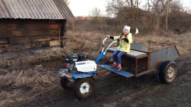 Алиска на мотоблоке смотреть онлайн