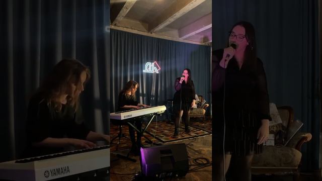 Julia piano & Halyna Melnyk Imagine Dragons - My life ( piano version) смотреть онлайн