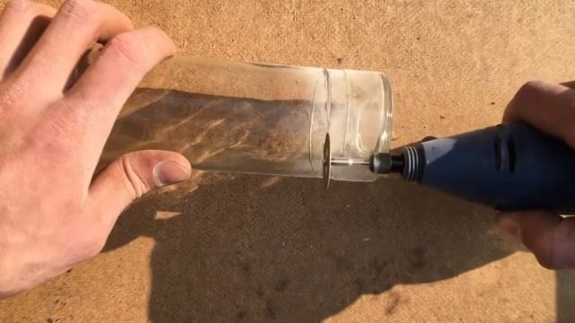 Чем Разрезать Стеклянную Бутылку Своими Руками смотреть онлайн