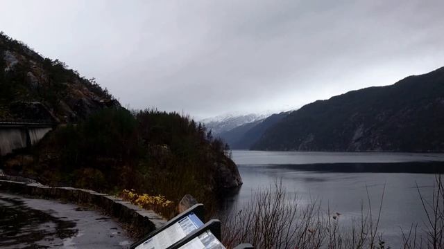 Фантастический водопад около Верингсфоссен. Fantastic waterfall near Voringfossen. Vøringsfossen смотреть онлайн