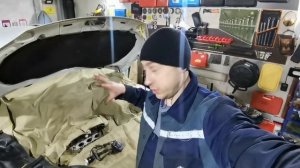 Фольксваген Тигуан. Чистка клапанов. Удаление вихревых заслонок.