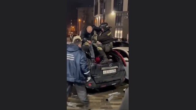 Терминатор существует!!! Он be back! Terminator is alive! смотреть онлайн