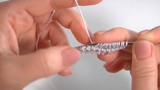 Учимся вязать с бисером, просто и красиво/Вязание нежной ТЕСЬМЫ/Тунисское вязание крючком смотреть онлайн