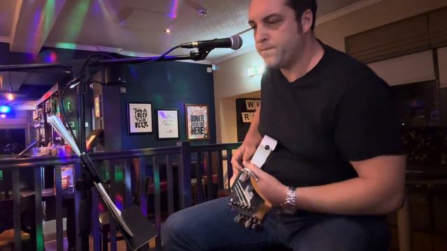 Deja vu at the oak #guitar #direstraits #music #markknopfler смотреть онлайн