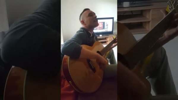 Песню под гитару Почтальон