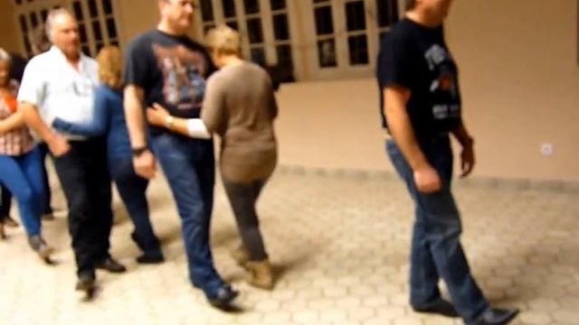WAGON WHEEL FUN смотреть онлайн