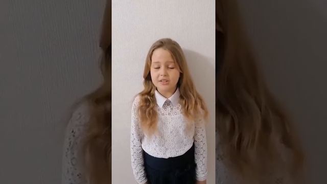 Харитонова Ксения -8 лет "Художественное слово" стихотворение: «Святая пасха» смотреть онлайн