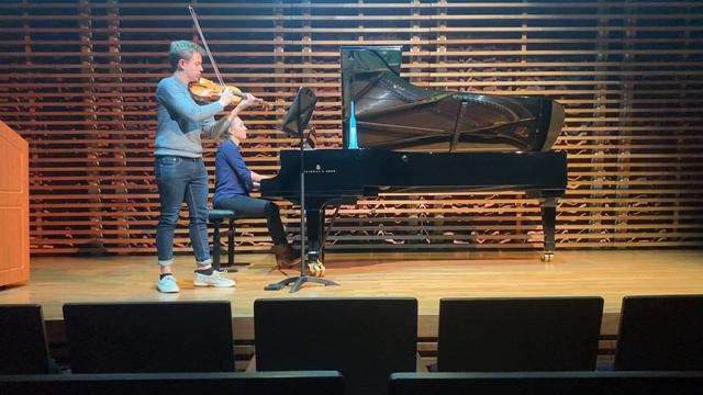 Ravel G Major Violin and Piano Sonata MVT II Blues смотреть онлайн