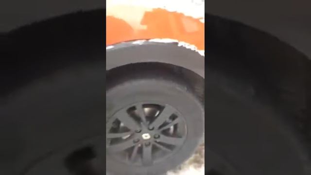 Странный звук смотреть онлайн