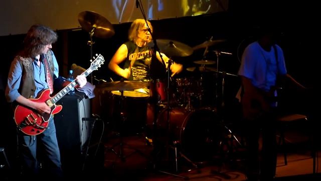 Чиж и Со.Эрогенная зона.Тверь,Морозов Холл 2012. смотреть онлайн
