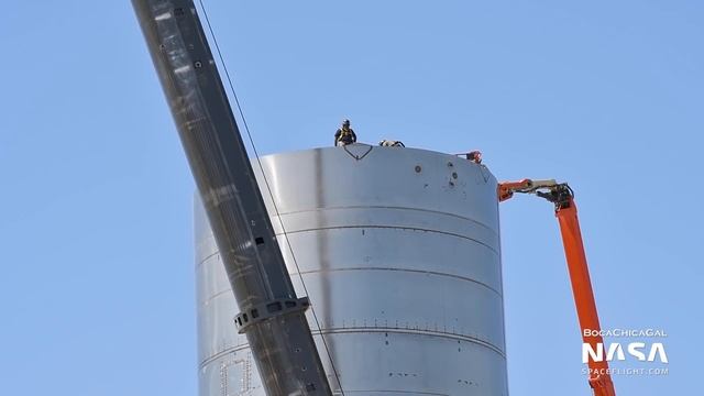 SpaceX Boca Chica - SN6 Mass Simulator Installed - Other Starships Prepare смотреть онлайн