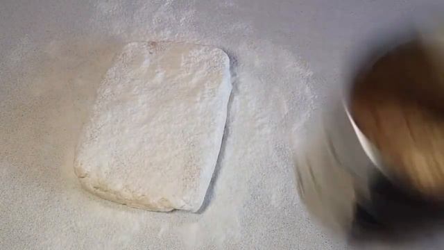 ТЕСТО_НА_ПИВЕ._Слоеные_пирожки.mp4 смотреть онлайн
