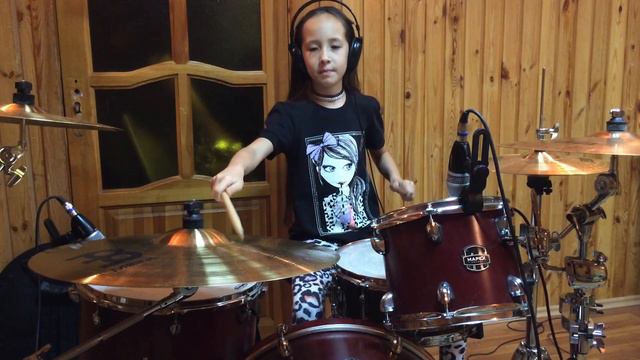 Время И Стекло - Имя 505 Drum Cover (Sofia) смотреть онлайн