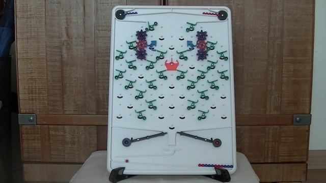 Turing Tumble: how to put the marbles in groups of three смотреть онлайн