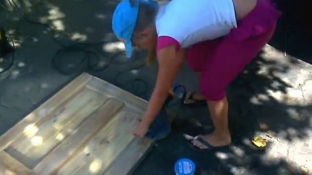 ШЛИФУЕМ ДВЕРИ/SANDING DOORS смотреть онлайн