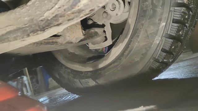 Elantra XD. замена масла на Shell Helix Ultra 0w40. Shell Spirax S5 в КПП. PSF- 4 Ultra в ГУР