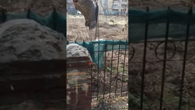 Ковш и блок поставит, и несогласных закопает смотреть онлайн