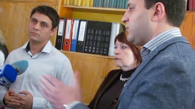 Мариупольские дети будут под наблюдением и в безопасности смотреть онлайн