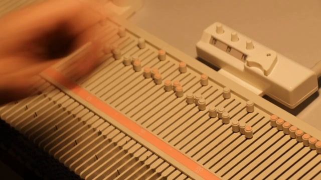 Узор из протяжек на любой вязальной машине смотреть онлайн