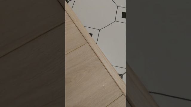 Установили т-образный порожек дуб аляска. Как вам? смотреть онлайн