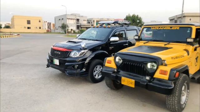Review of My Wrangler And Toyota Hilux Vigo Champ смотреть онлайн