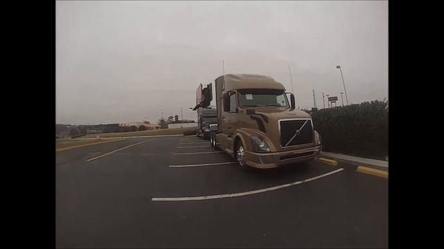 VOLVO 670 2015