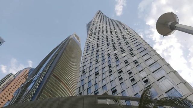 Cayan tower dubai смотреть онлайн