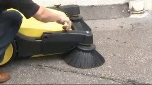 Подметальная машина Karcher KM 70-20 C