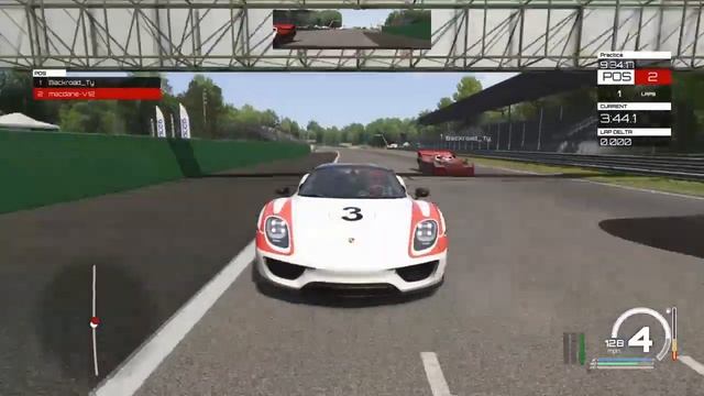 Porsche 918 vs Porsche 917/30 смотреть онлайн