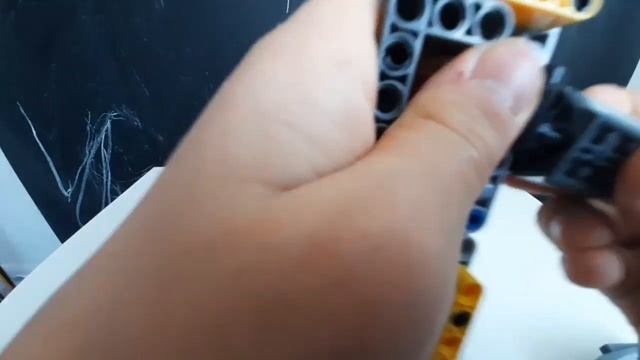 Сборка двухколёсный машинки на радиоуправлении Лего смотреть онлайн