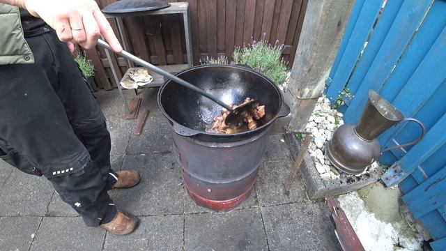 Куырдак в казане из печени и сердца. Каурдак. смотреть онлайн