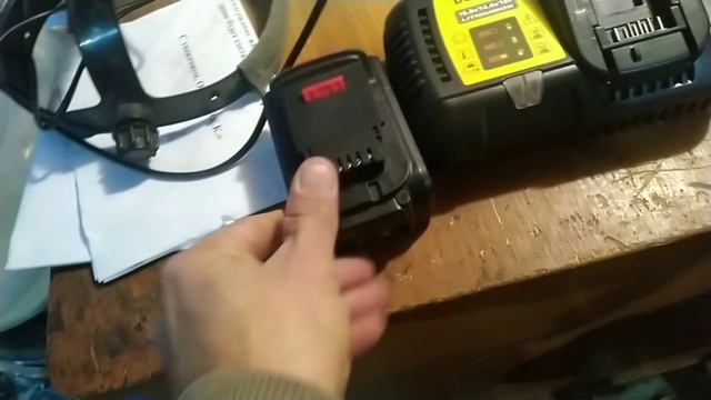 Китайская ?? зарядка + Китайский ? аккумулятор ? для DeWalt. смотреть онлайн
