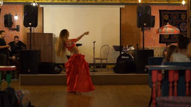 Восточные танцы Белгород. Вероника Хмаренкова - Балади Ориенталь. Студия танца "Арфа". смотреть онлайн