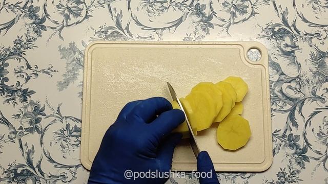 Картофельная запеканка с мясом в духовке. Рецепт пальчики оближешь. смотреть онлайн