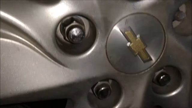 Chevy Cruze diesel wheel lug nut issue смотреть онлайн