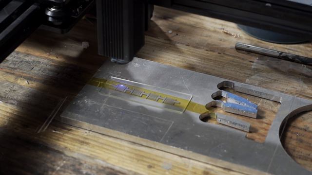 Kapton Tape Supercapacitor？ [RKcUgdXUf9Y]