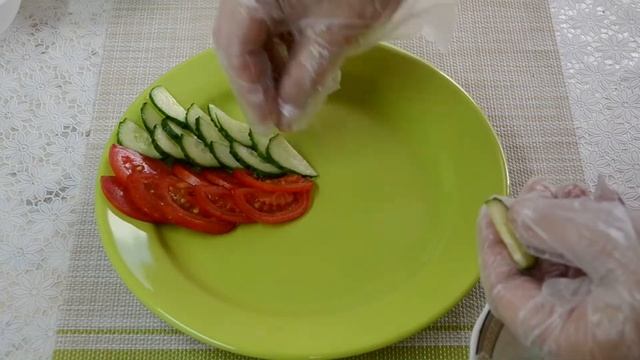 Яркий, красочный и вкусный праздничный салат МОЗАИКА #праздничныйсалат#салатмозаика смотреть онлайн
