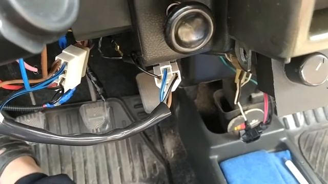 Маленькая перестановка реле замка зажигания. смотреть онлайн