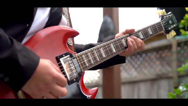 in Memory of Chuck Berry | Johnny B. Goode смотреть онлайн