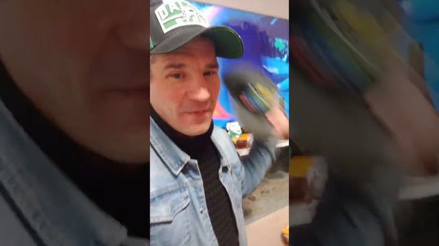С Новым Годом 2024 По Китайскому Стилю и Моим Д.Рождения Александр Рейнгардт-Никулин 44 Года Москв смотреть онлайн
