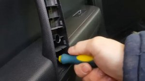 Снятие карты задней двери на мазда 6 gh