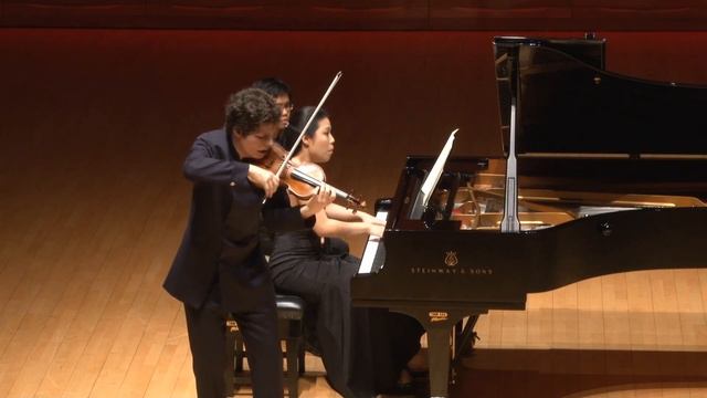 Schumann: Violin Sonata No. 1 in A minor, Op. 105 / Augustin Hadelich and Joyce Yang смотреть онлайн
