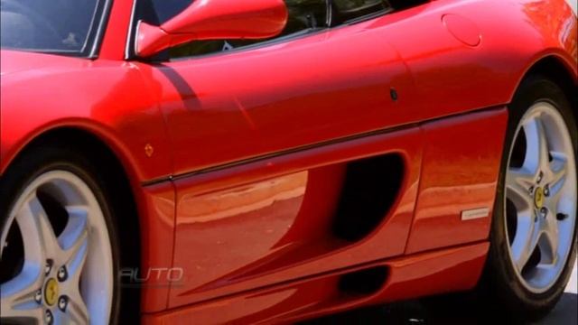 Ferrari 355 mostra um pouco da sua história смотреть онлайн