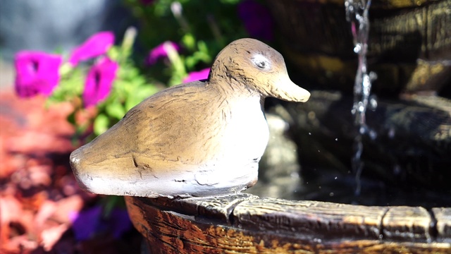 Фонтан для сада видео обзор