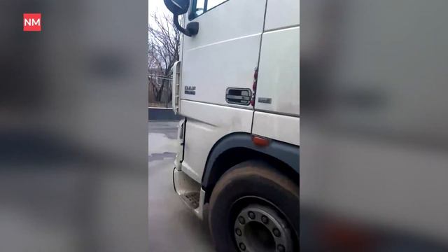 У молдавских грузоперевозчиков конфискуют груз в Украине, КПП Могилев-Подольск смотреть онлайн